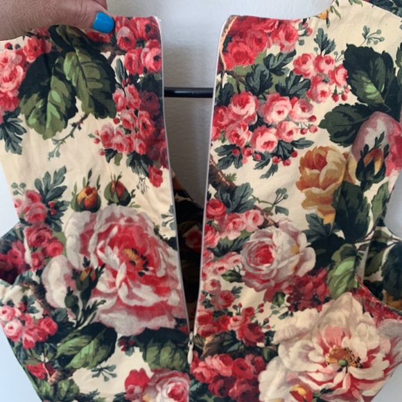 Floral cropped top - Picture 3 of 3